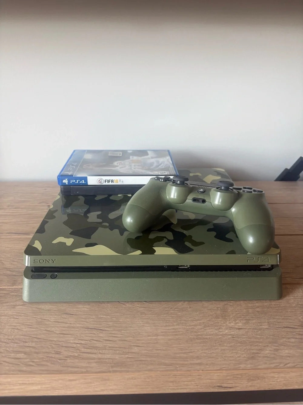 Sony camo ps4
